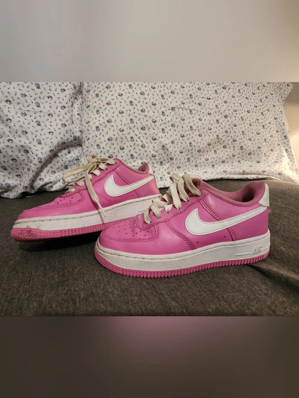 Girls NIKE AIR Pink Sz 1